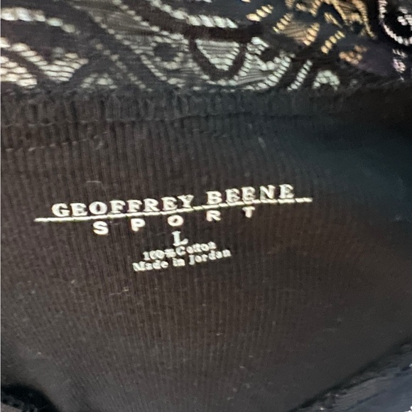 Geoffrey Beene Sport Womens Black V Neck Quarter Sleeve Pullover Blouse Top Sz L - Picture 3 of 3